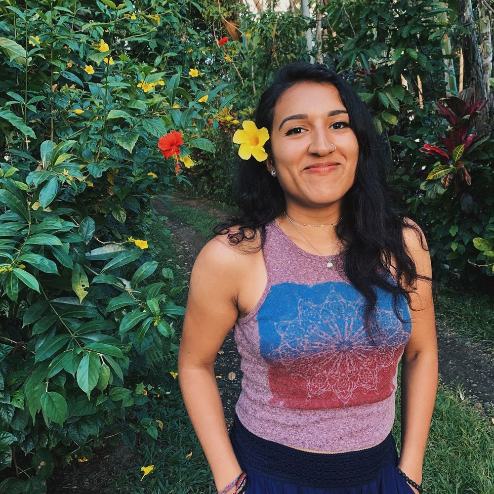 Meet your Posher, Esmeralda